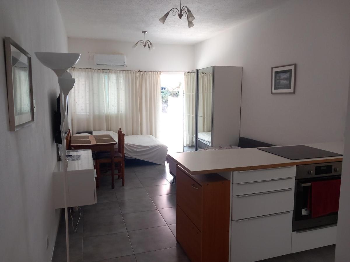 Paphos Studios Kültér fotó